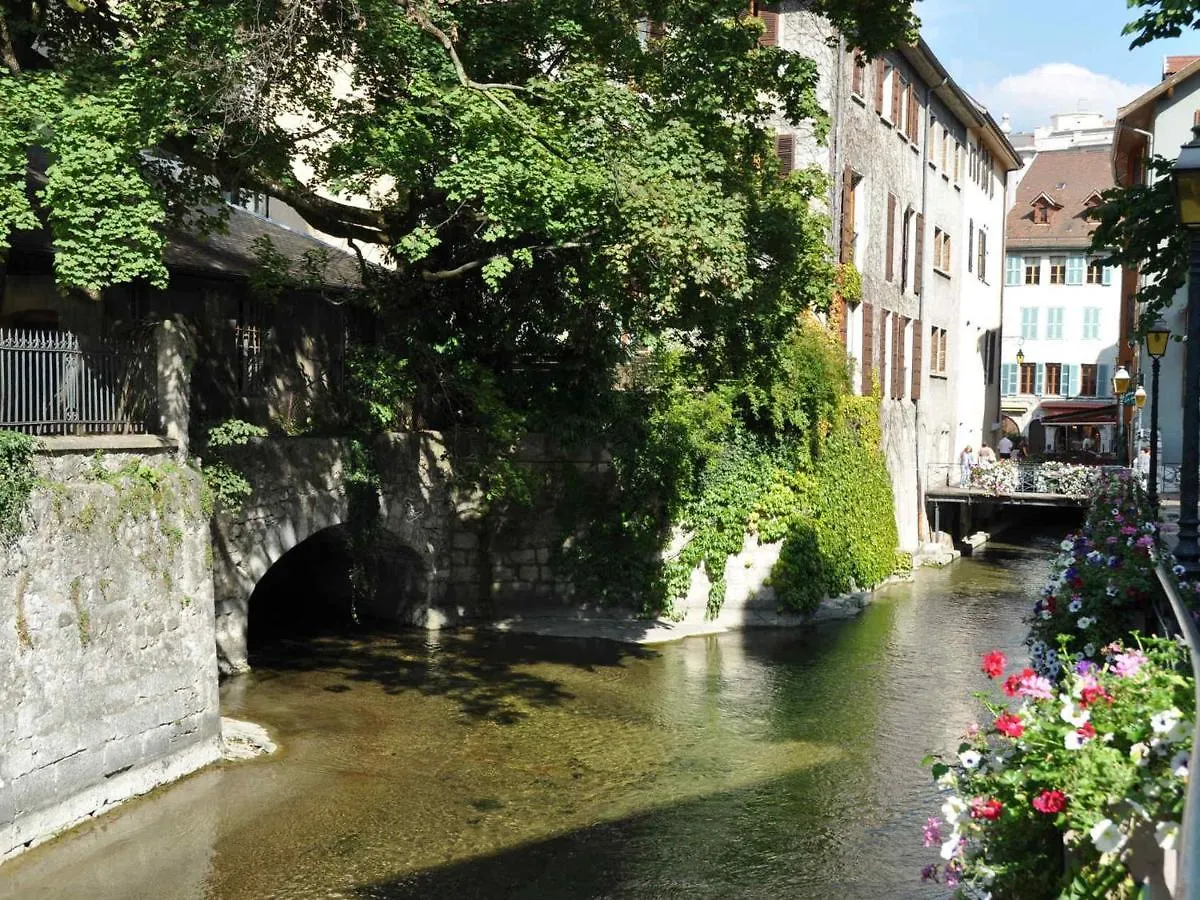 Annecy Centre - Lumineux Et Spacieux Appartement 2 Pieces De 54M² Pour 2/4 Personnes - Fr-1-432-28
